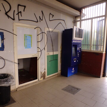 Ticket Office at Quarto Officina station on the Circumflegrea railway